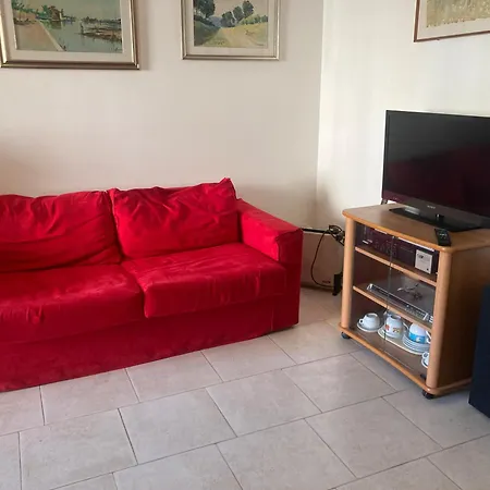 Apartment Appartamentino Vicino Al Mare