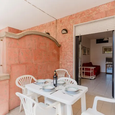 Appartamentino Vicino Al Mare Apartmán *